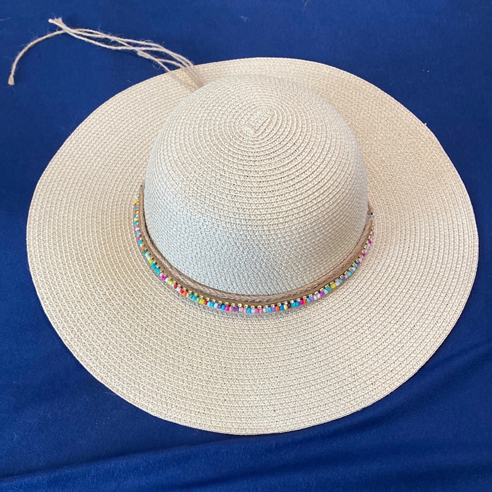 Beach hat
